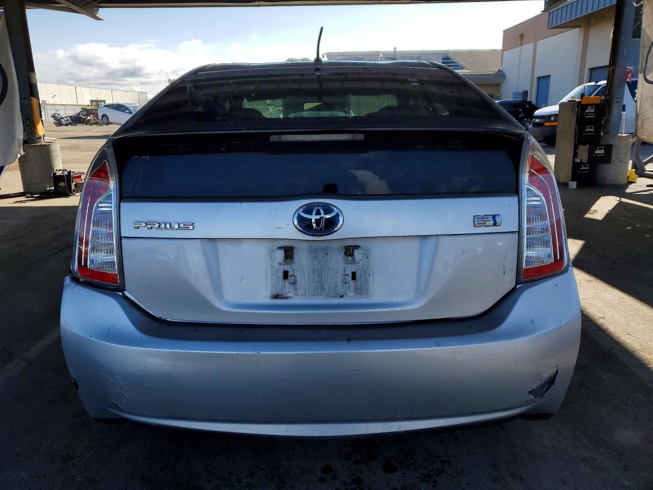TOYOTA PRIUS 2013 — 7