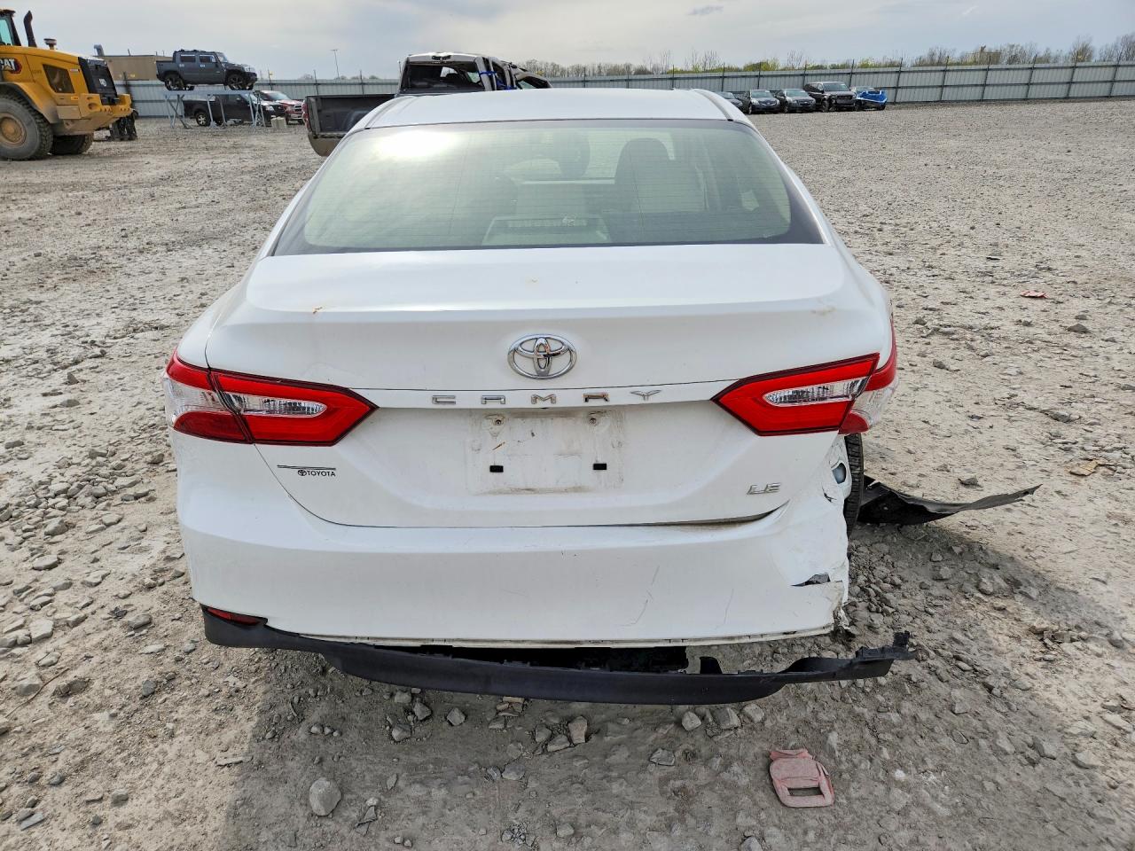 TOYOTA CAMRY 2018 — 7