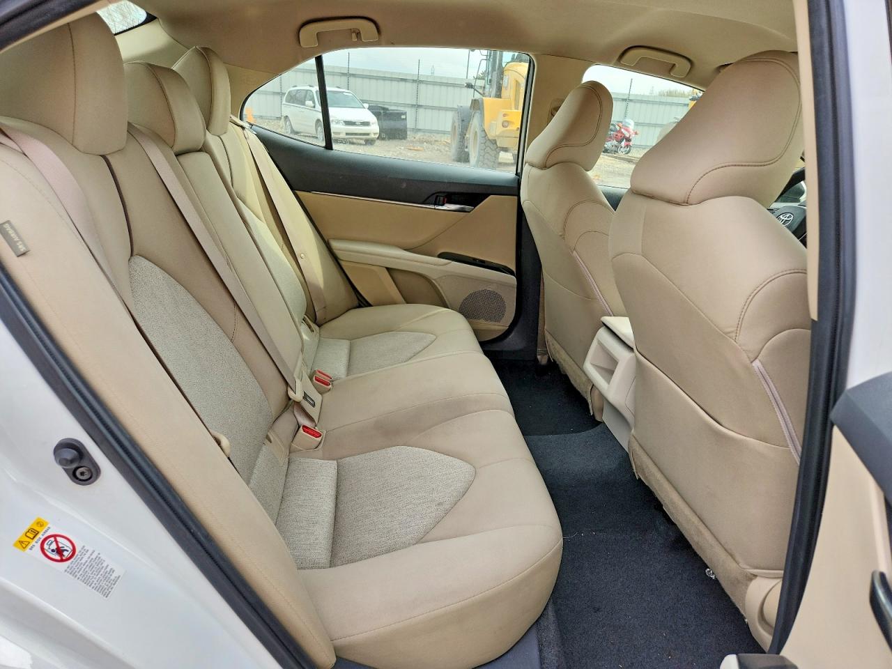 TOYOTA CAMRY 2018 — 11