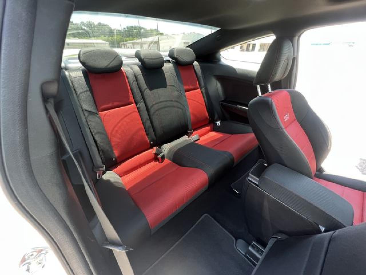 HONDA CIVIC 2015 — 11