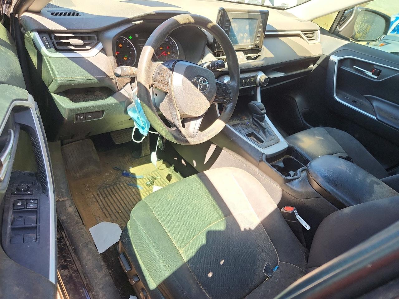 TOYOTA RAV4 2020 — 9