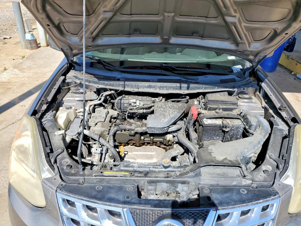 NISSAN ROGUE 2012 — 12