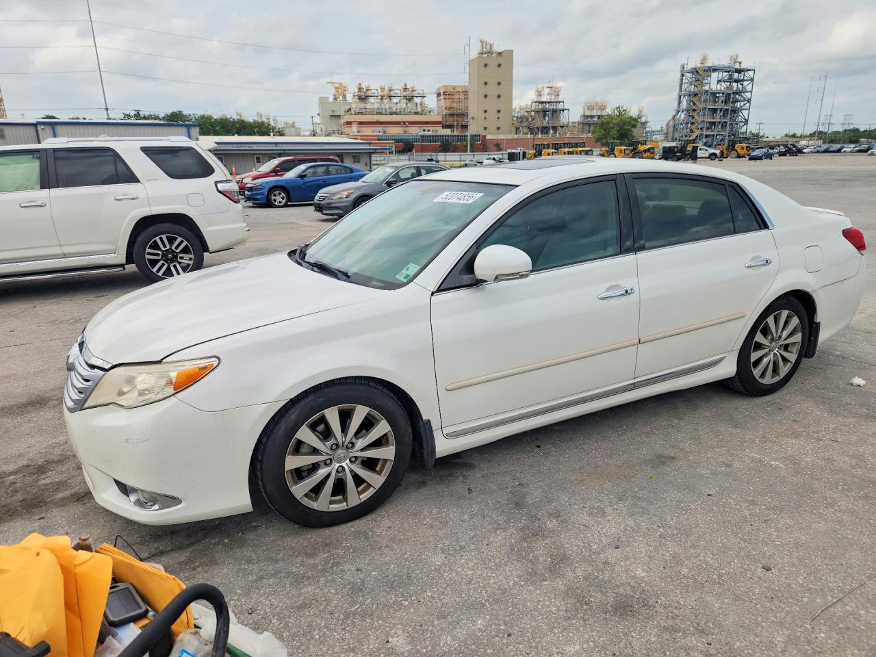 TOYOTA AVALON 2011 — 2
