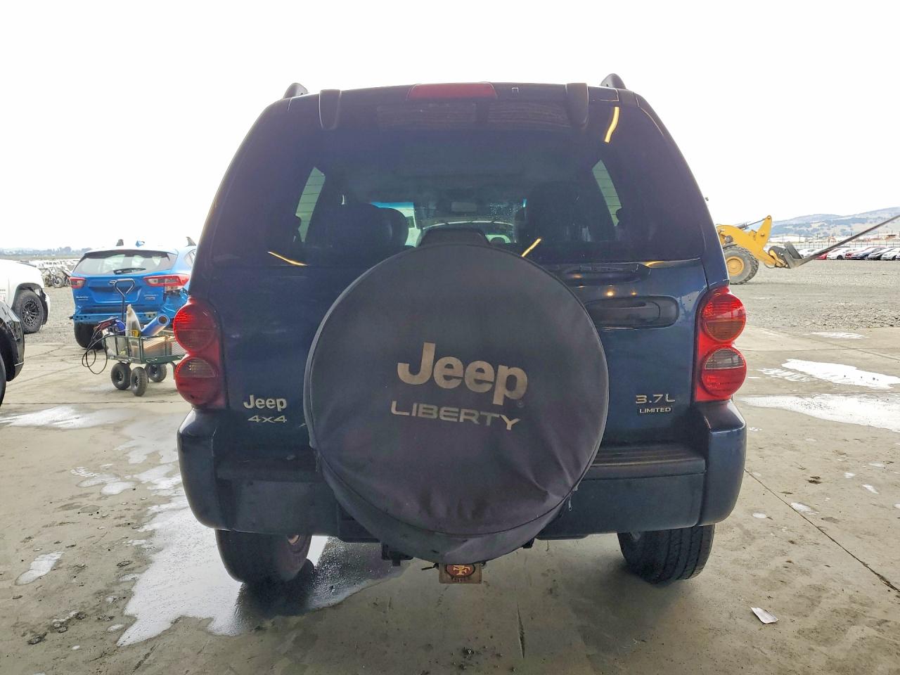 JEEP LIBERTY 2004 — 7