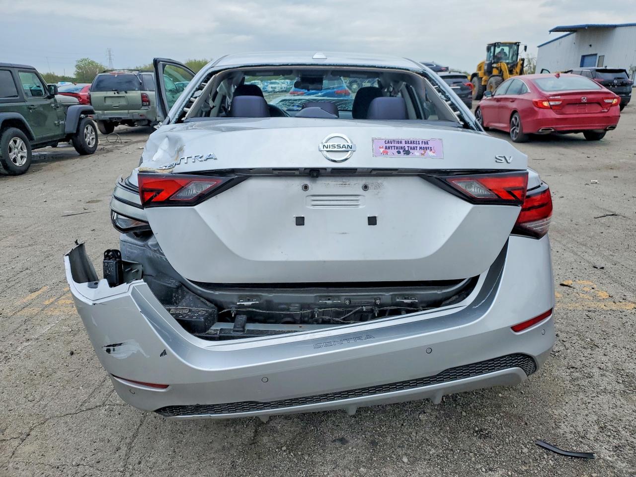 NISSAN SENTRA 2023 — 7