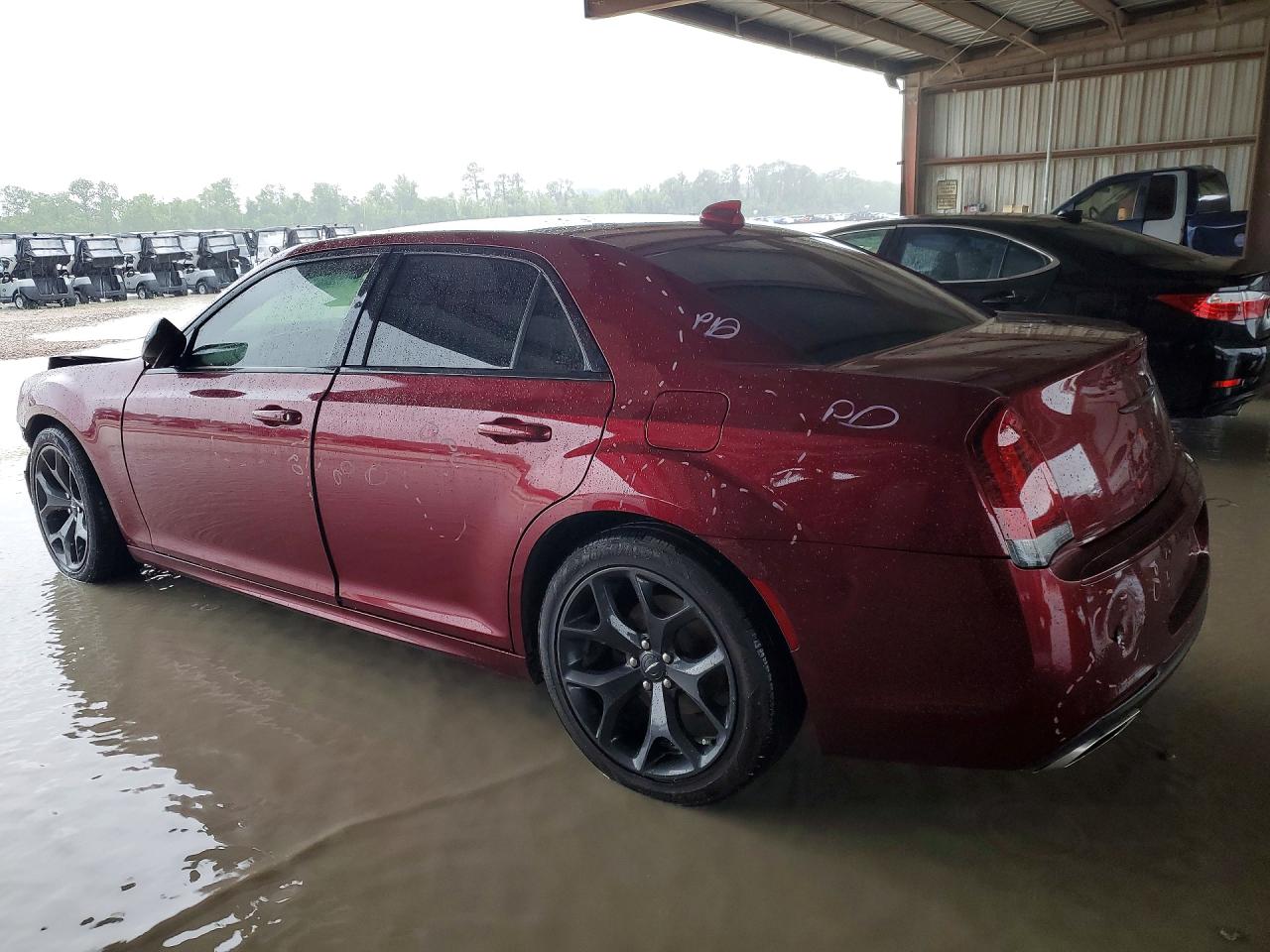 CHRYSLER 300 2020 — 3