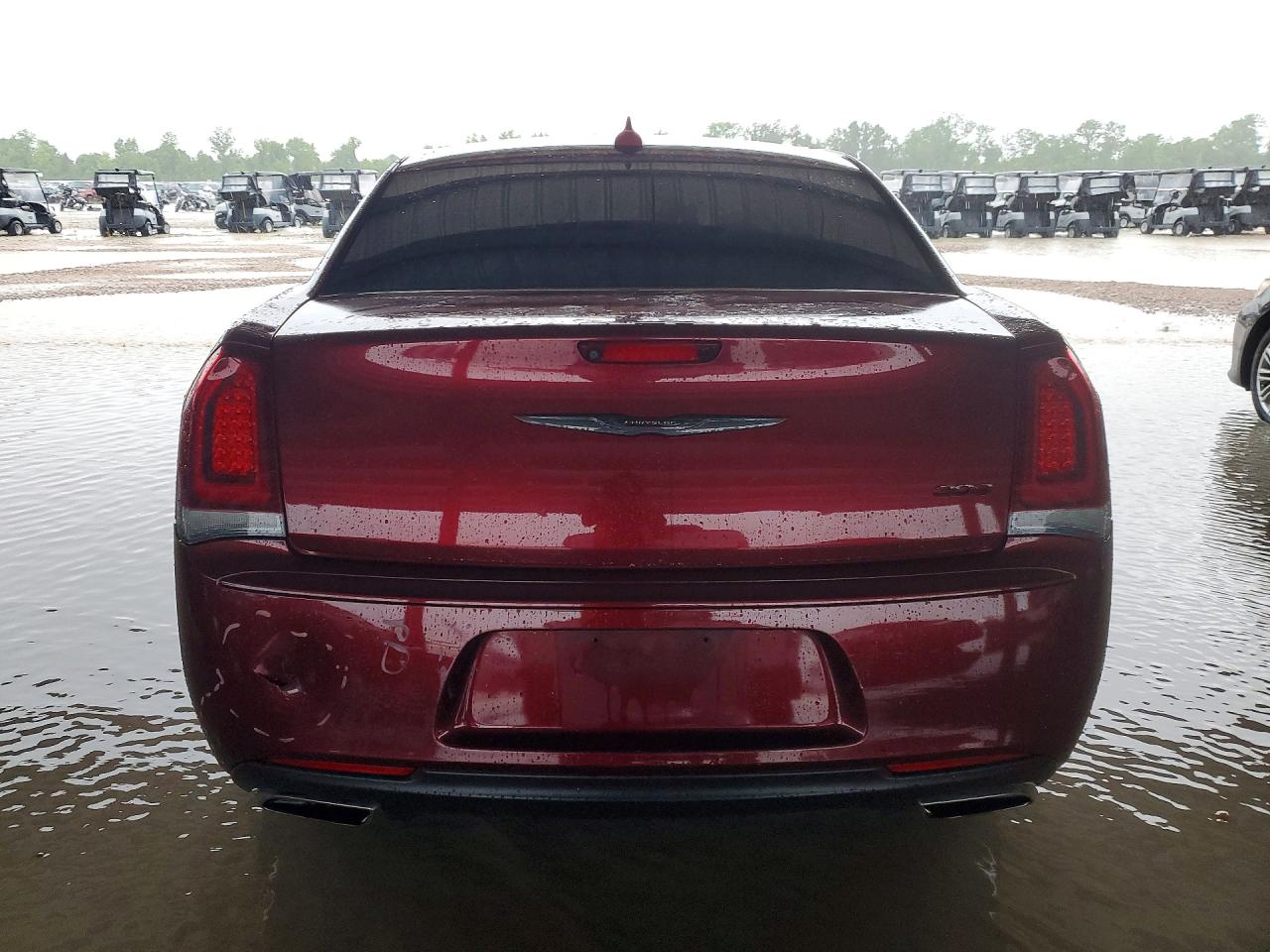 CHRYSLER 300 2020 — 7