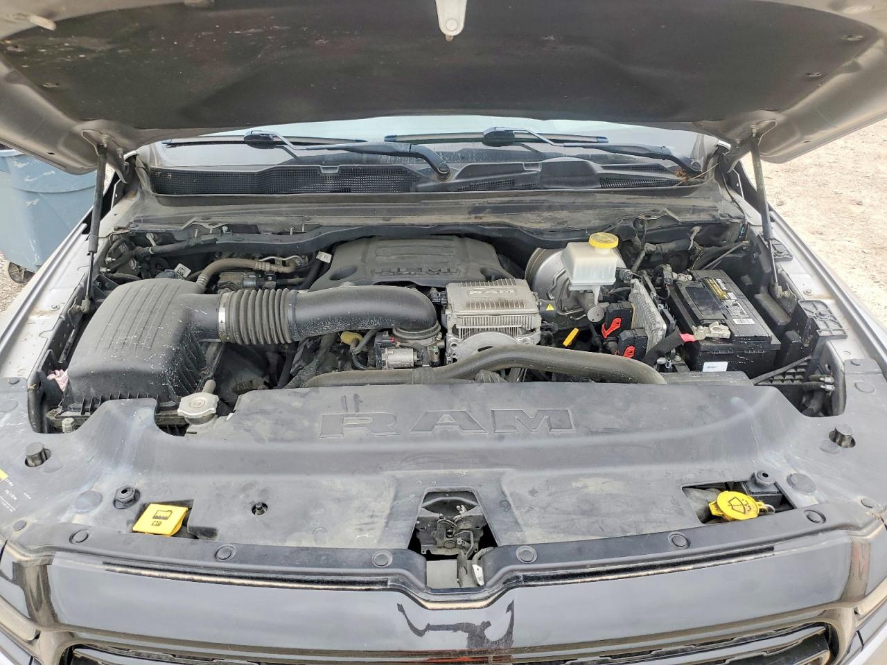 RAM 1500 2021 — 12