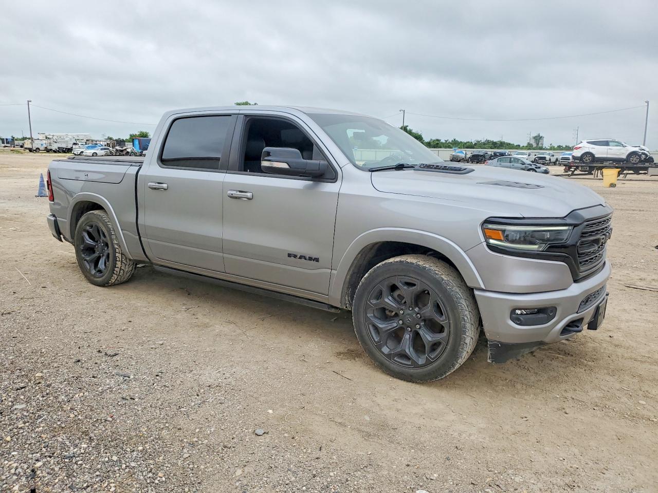 RAM 1500 2021 — 5