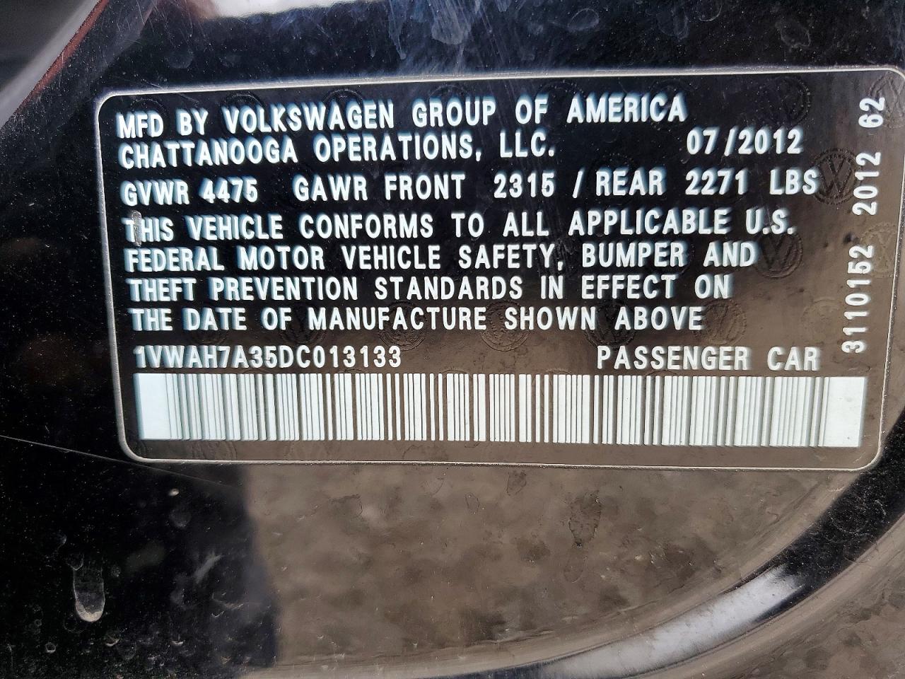 VOLKSWAGEN PASSAT 2013 — 13