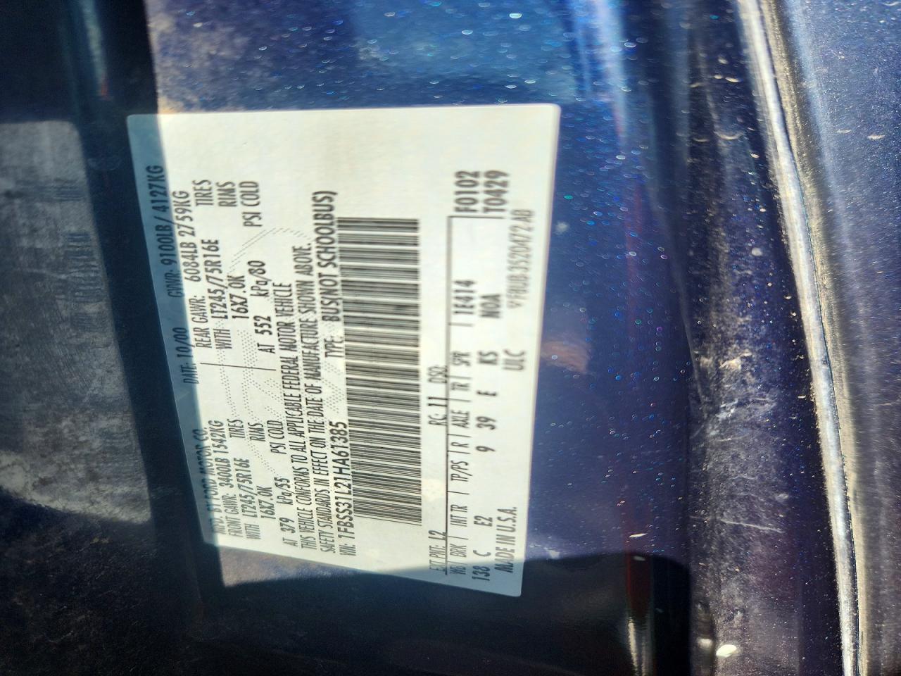 FORD ECONOLINE 2001 — 13