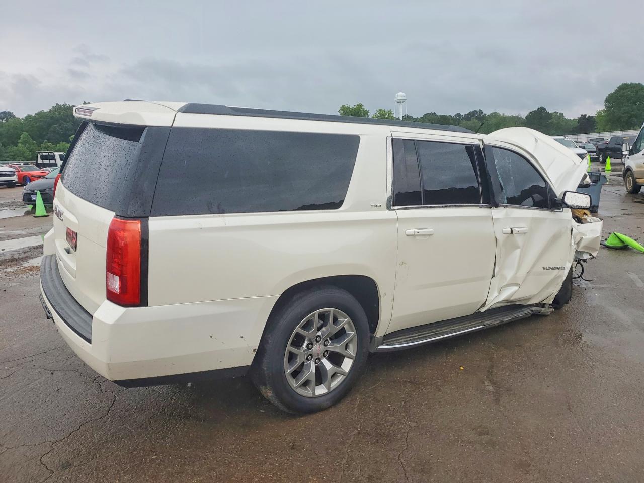 GMC YUKON XL 2015 — 4