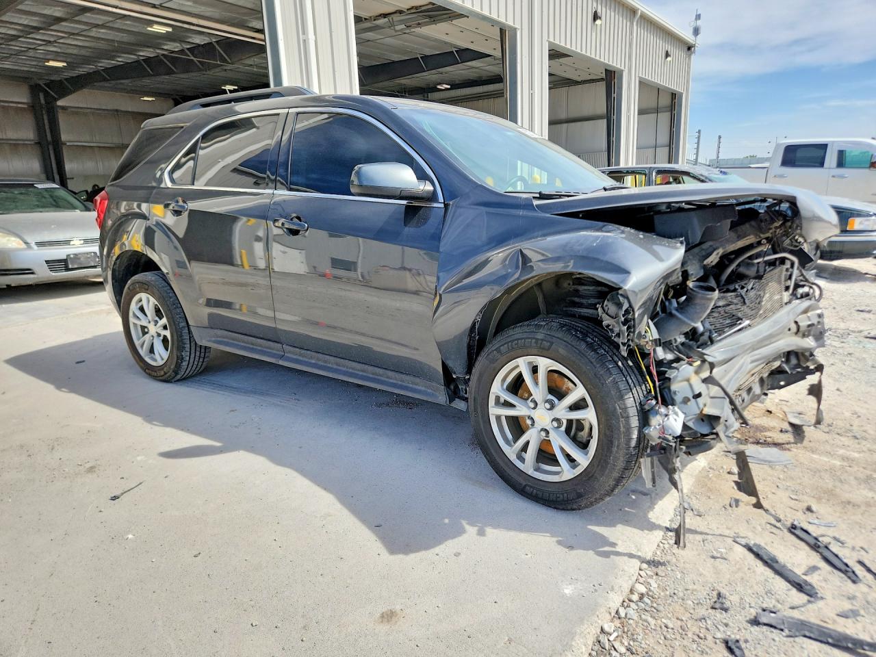 CHEVROLET EQUINOX 2017 — 5