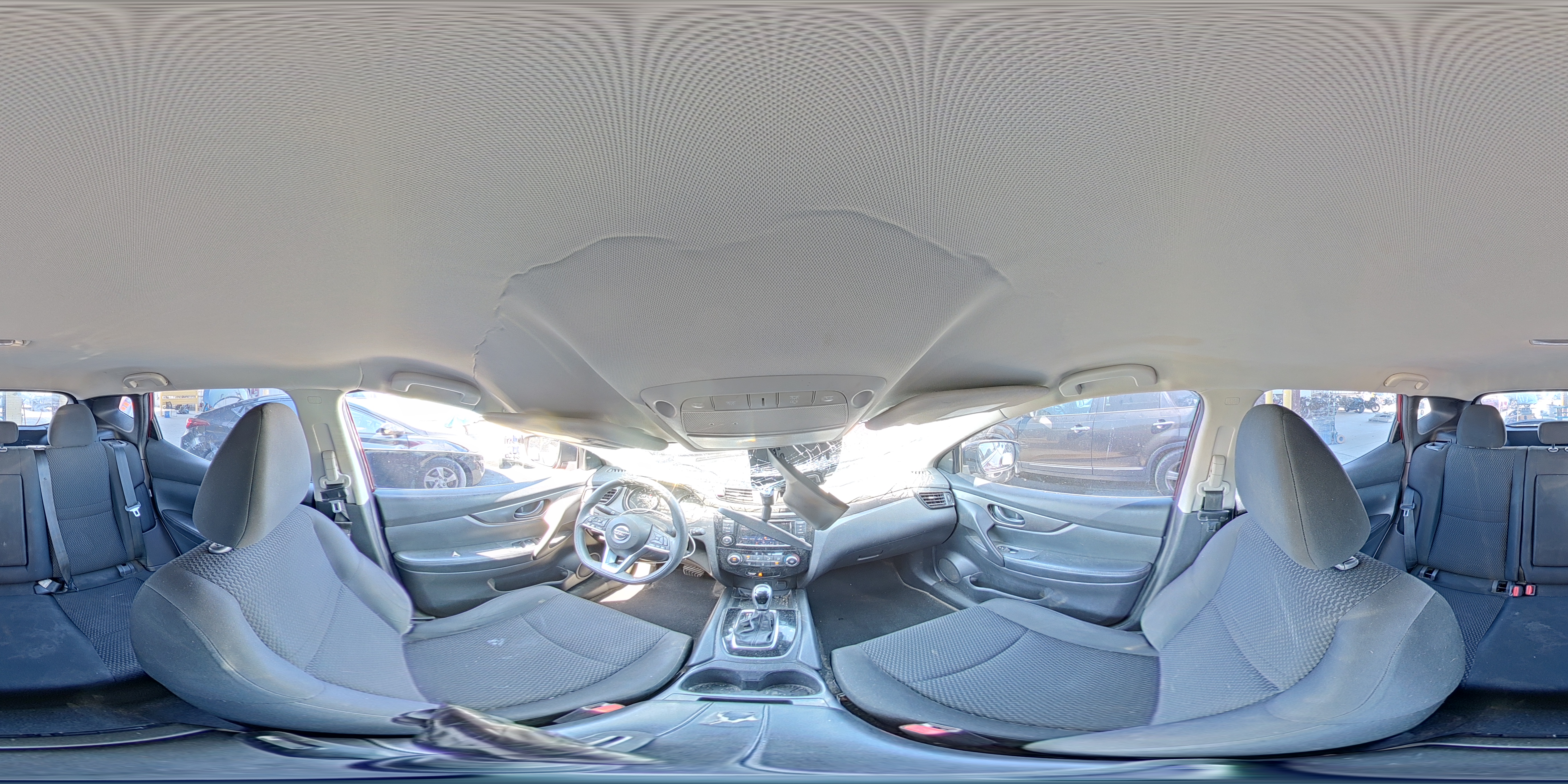 NISSAN ROGUE SPORT 2020 — 15