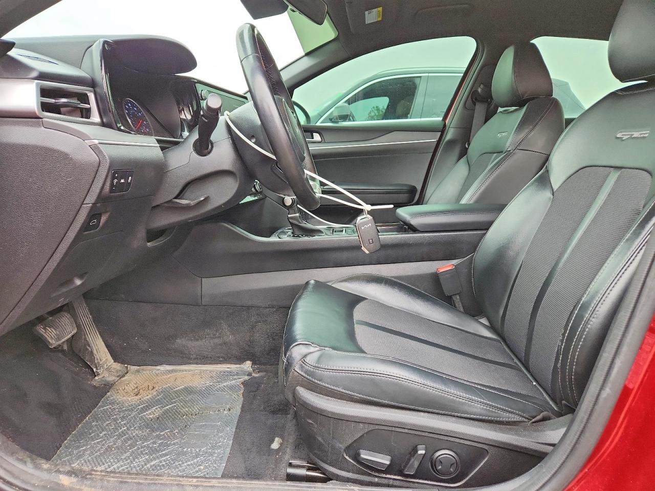 KIA K5 2022 — 8