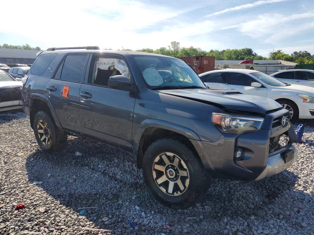 TOYOTA 4RUNNER 2021 — 5