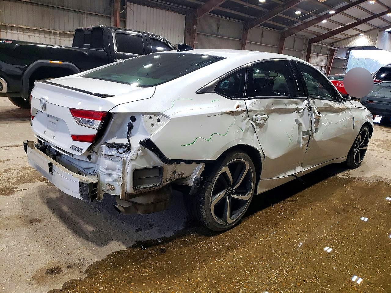 HONDA ACCORD 2022 — 4