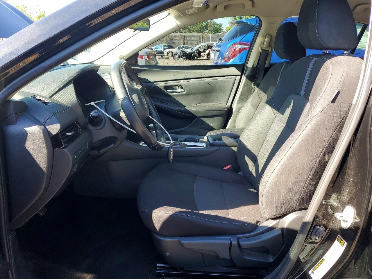 NISSAN SENTRA 2022 — 8