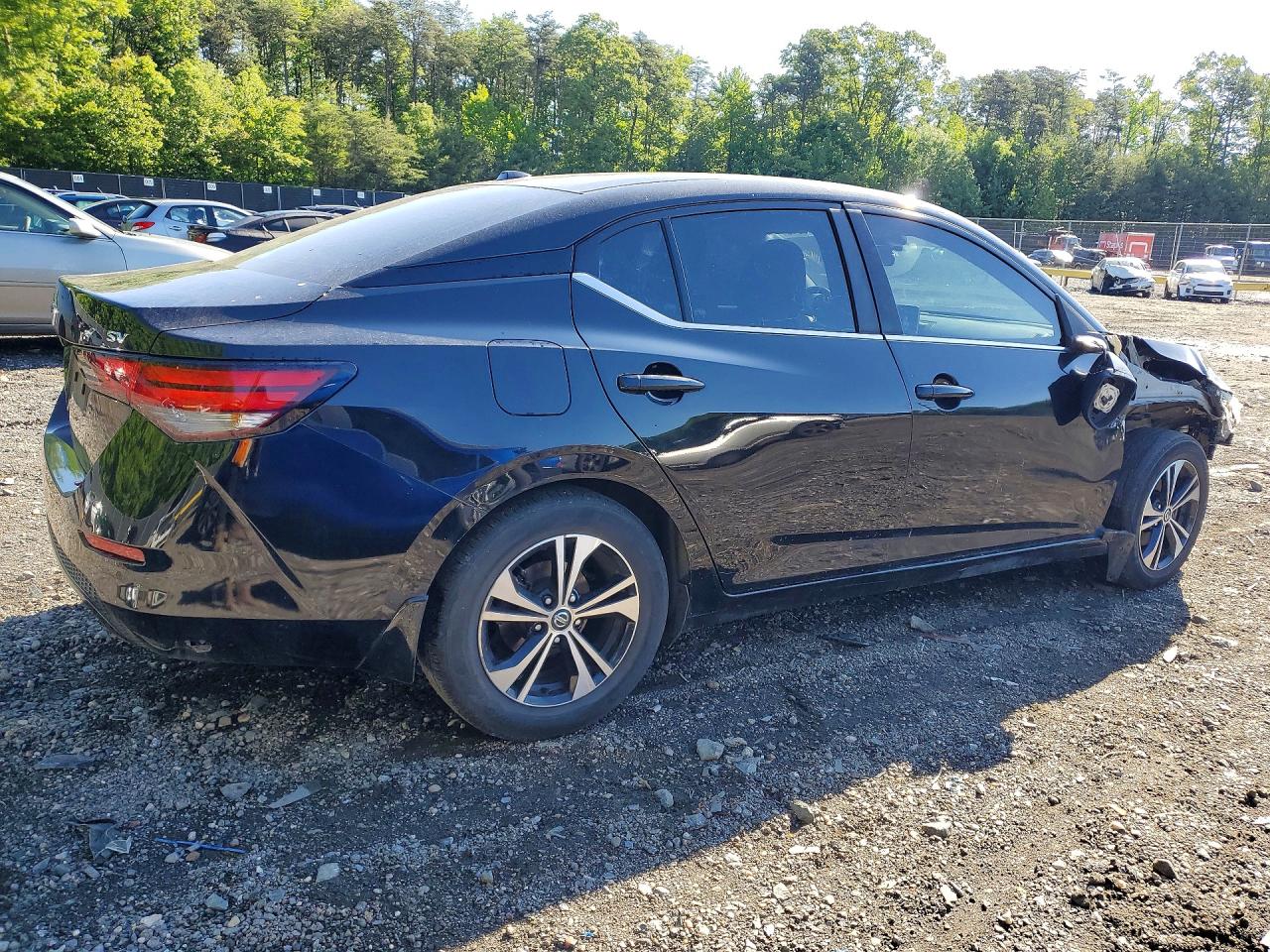 NISSAN SENTRA 2022 — 4