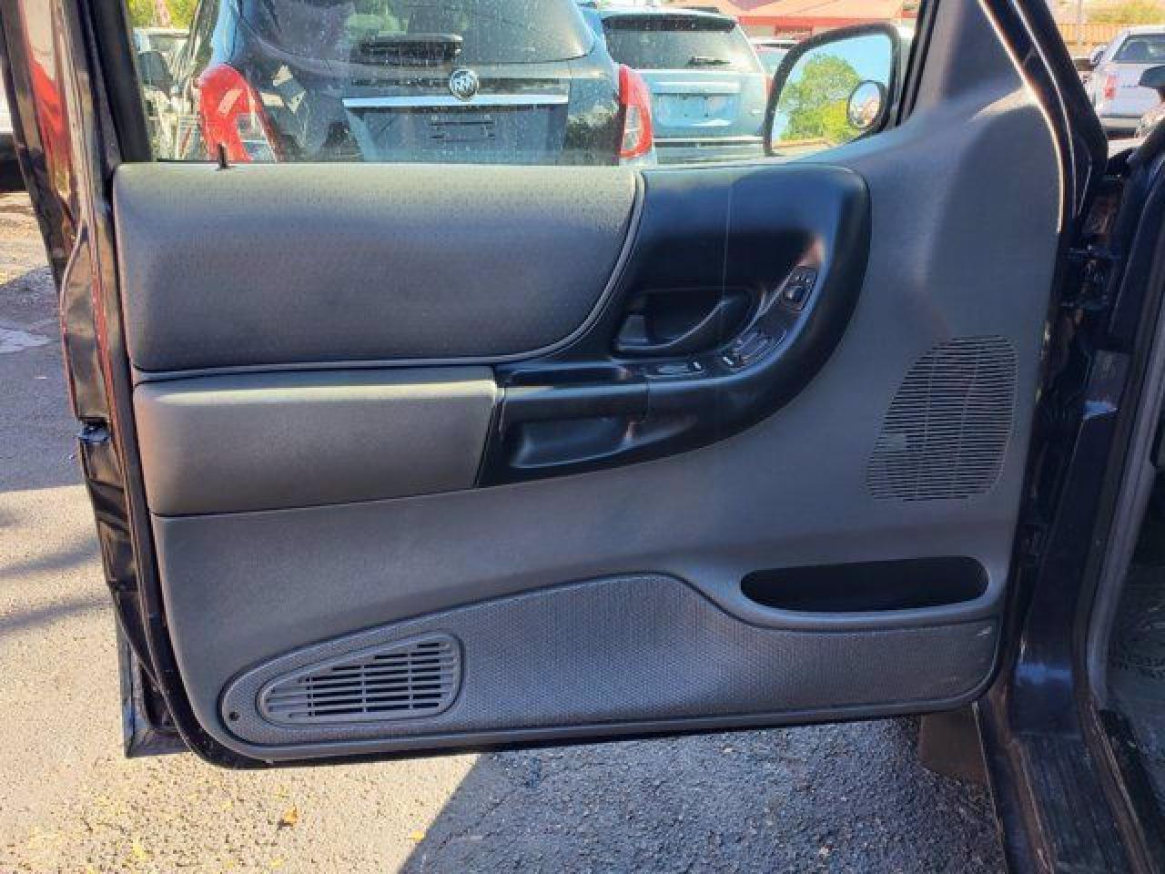 FORD RANGER 2001 — 10