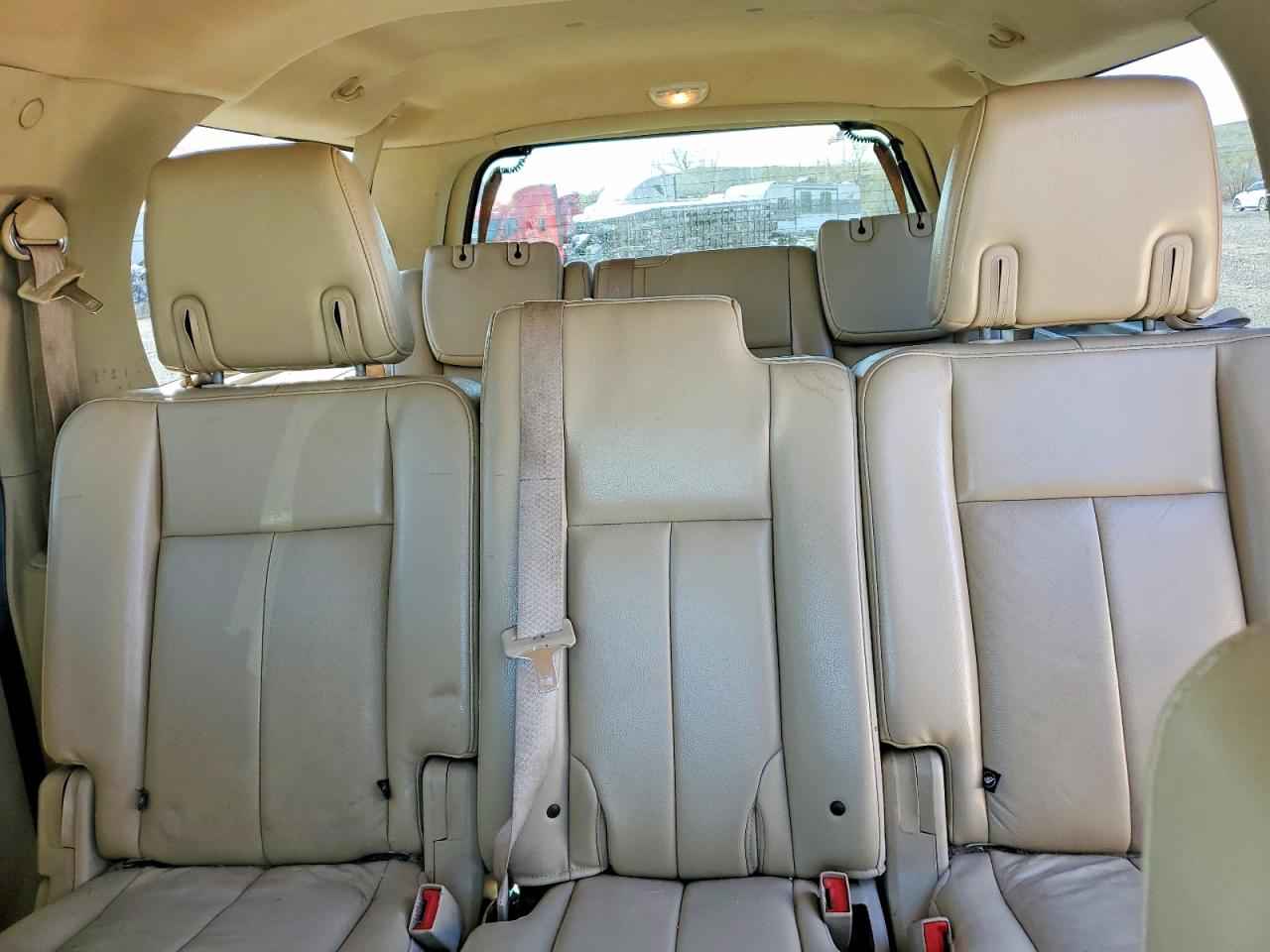 FORD EXPEDITION 2013 — 11