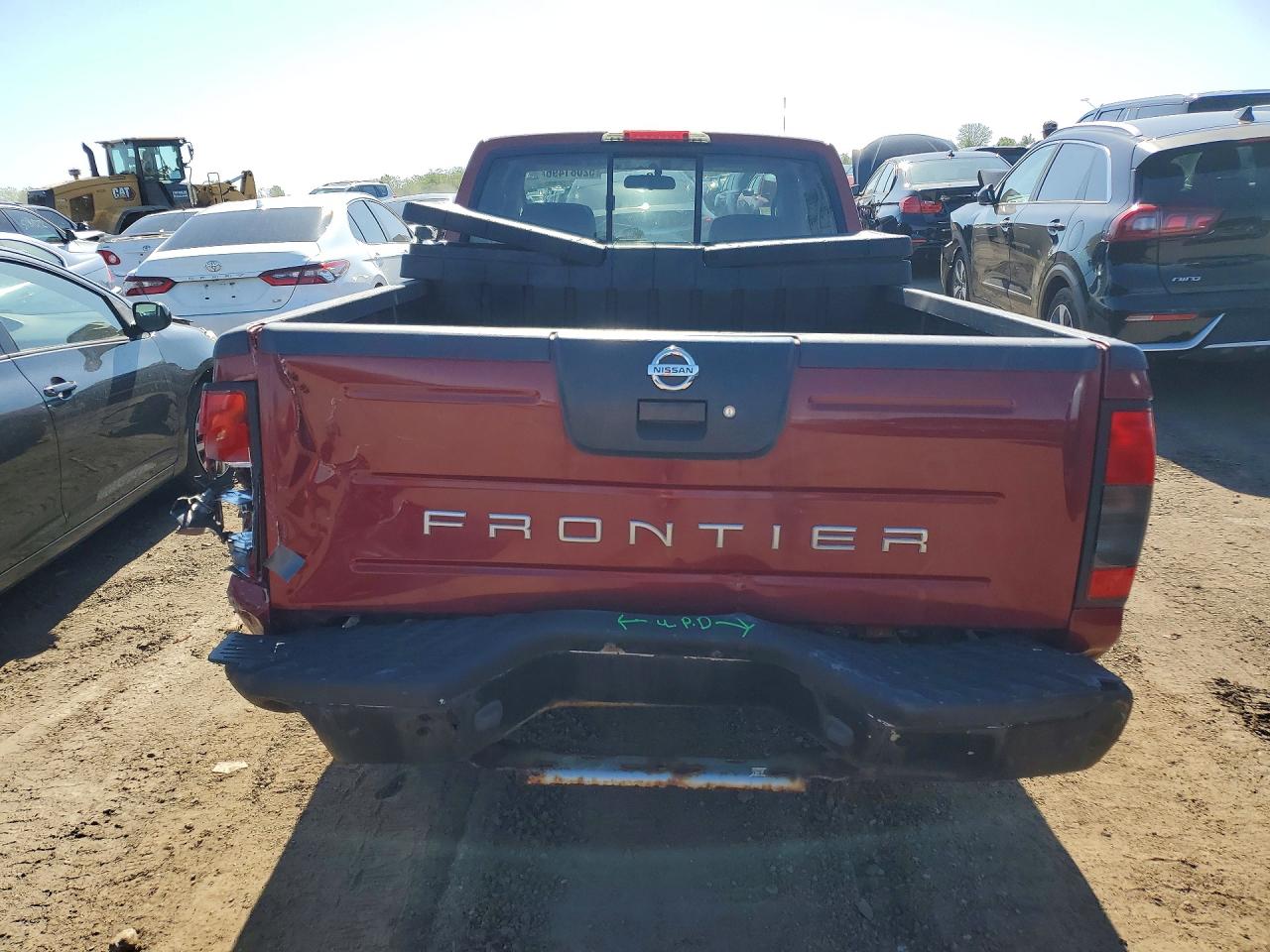 NISSAN FRONTIER 2004 — 7