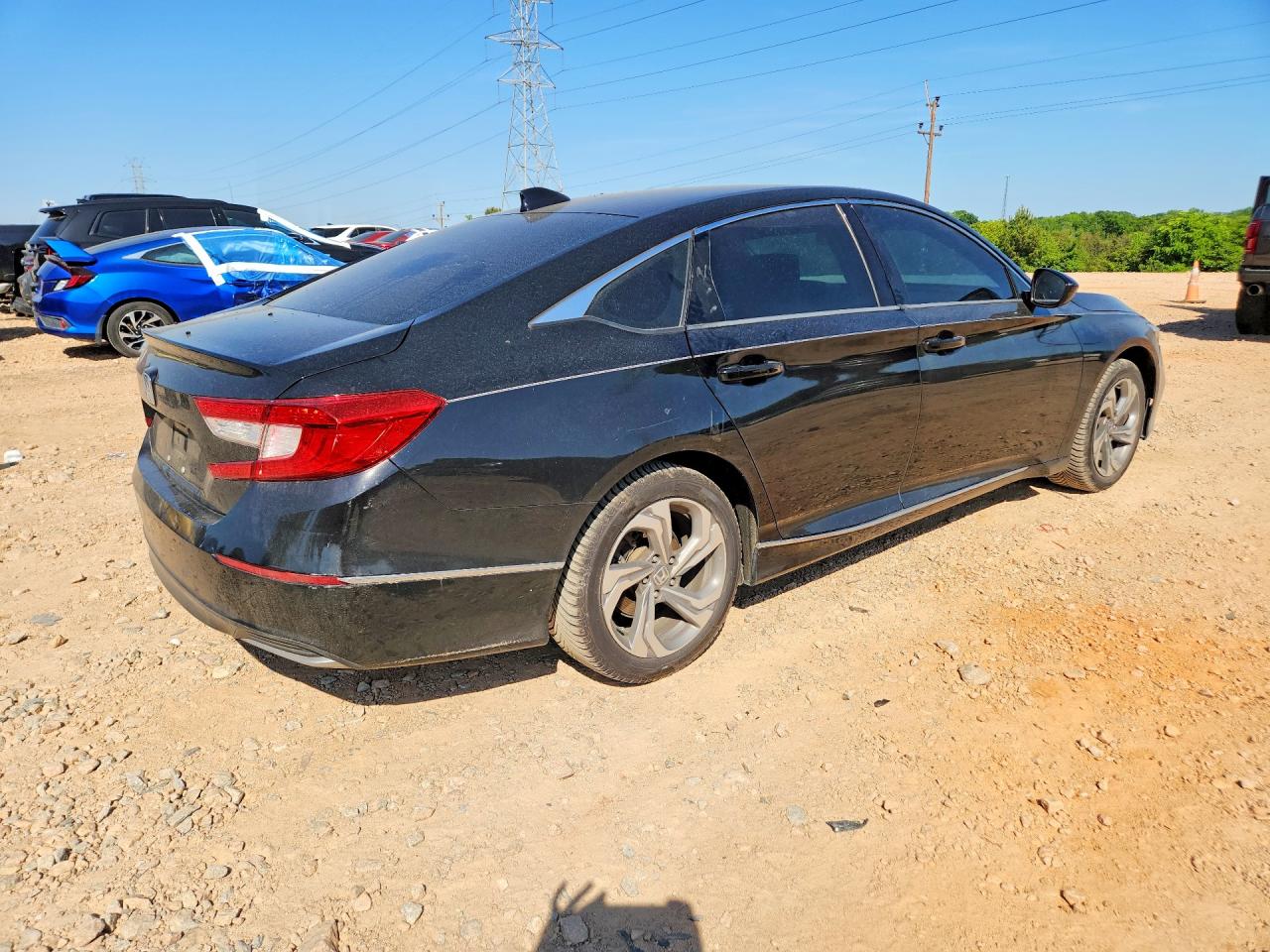 HONDA ACCORD 2018 — 4