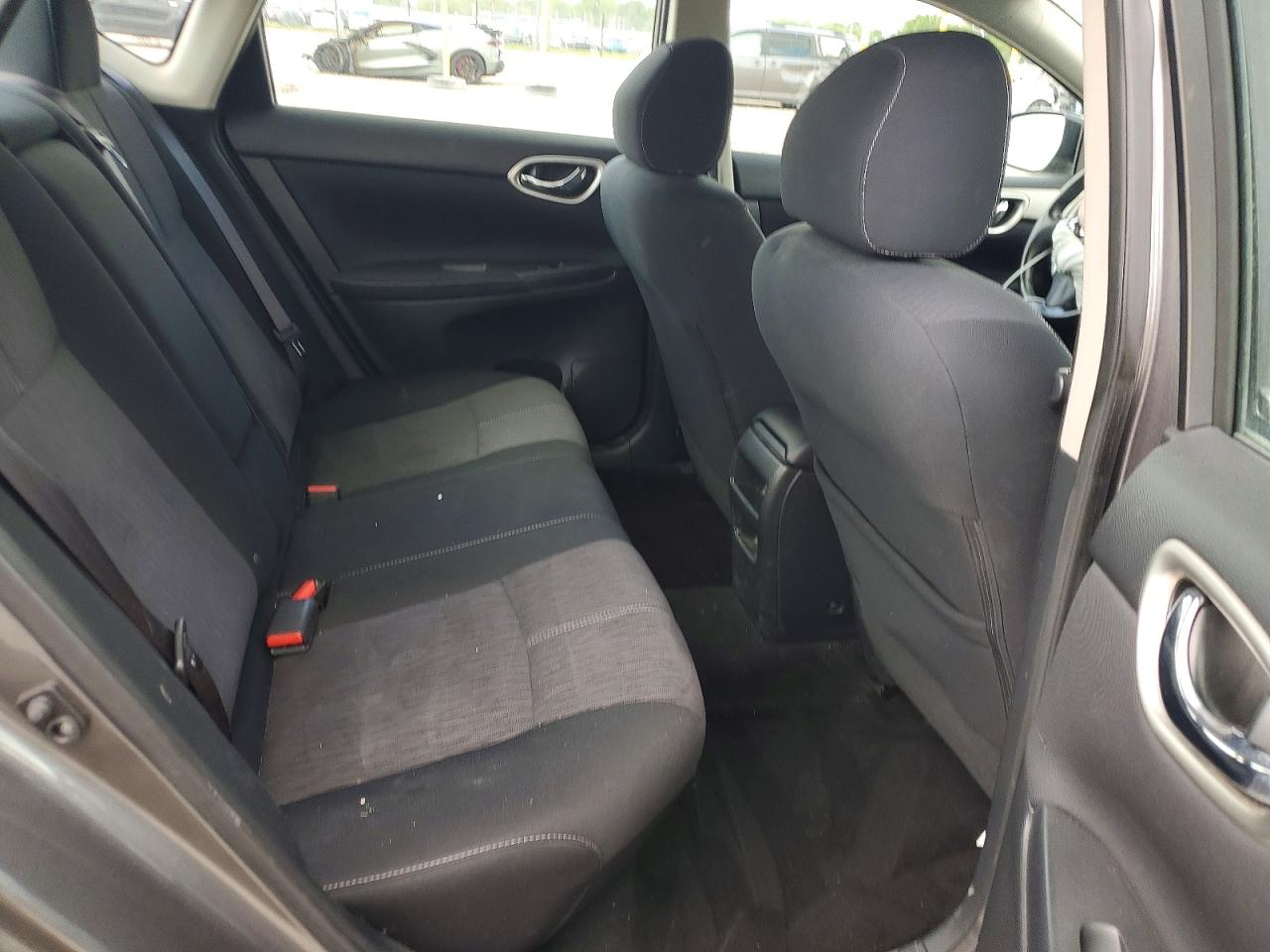 NISSAN SENTRA 2015 — 11