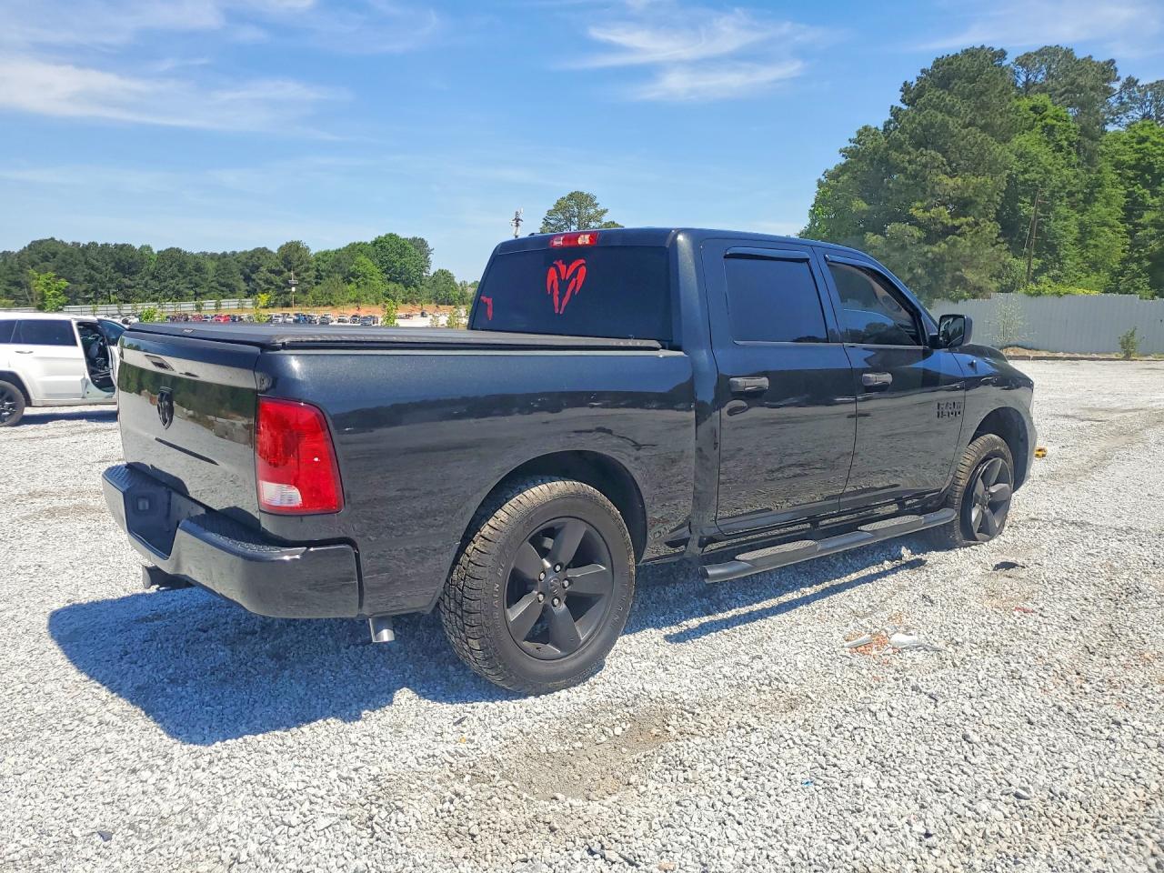 RAM 1500 2018 — 4