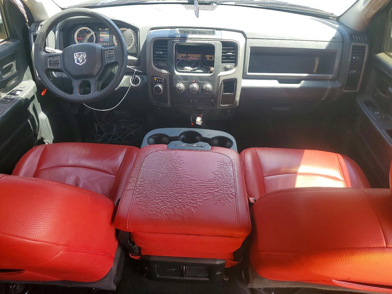 RAM 1500 2018 — 9
