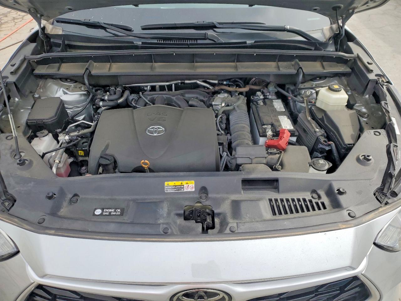 TOYOTA HIGHLANDER 2021 — 13