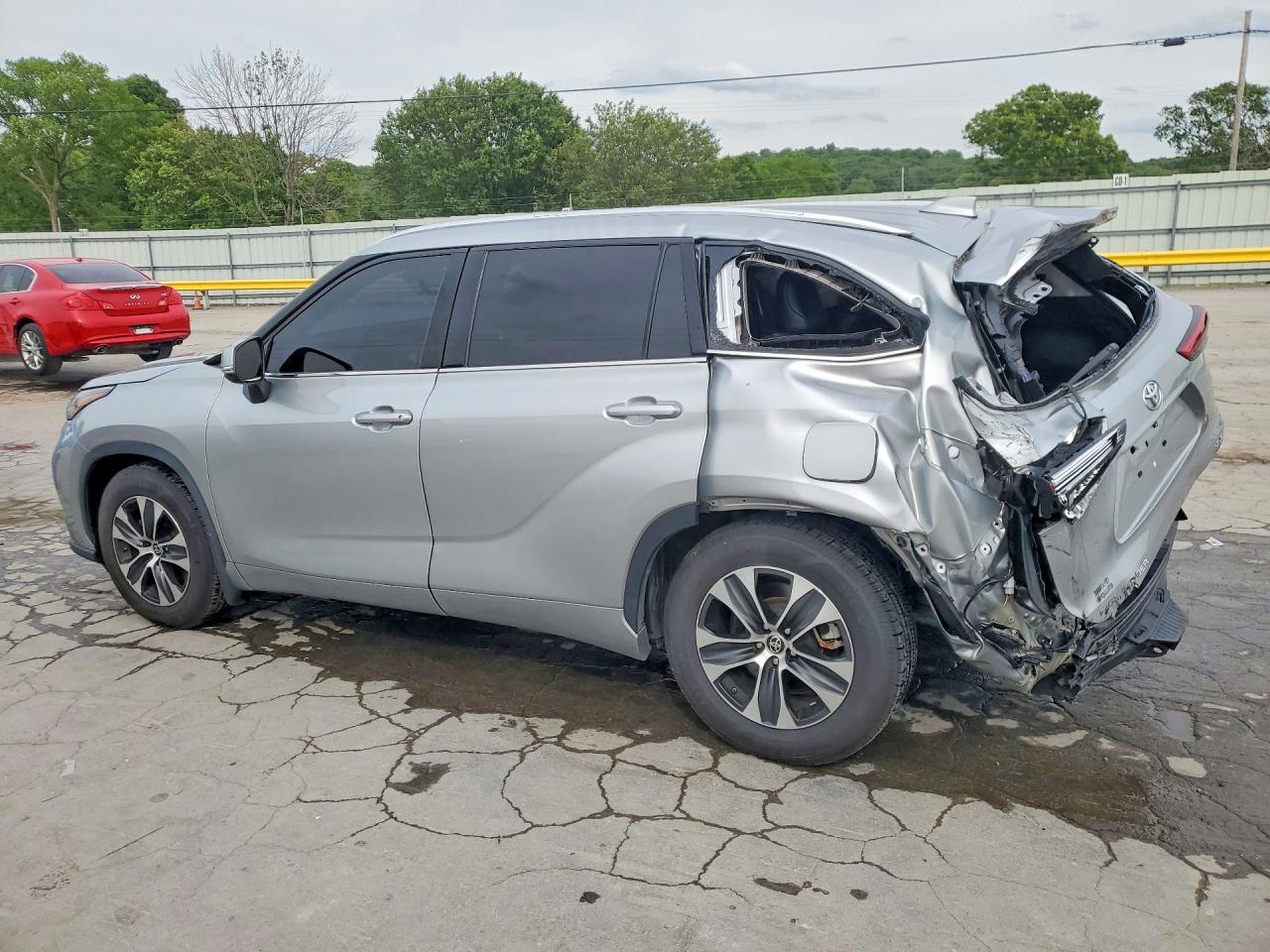 TOYOTA HIGHLANDER 2021 — 3