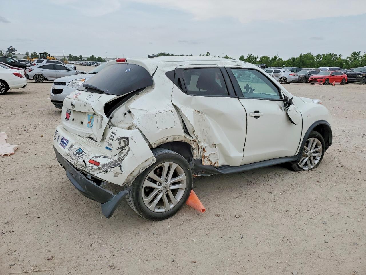 NISSAN JUKE 2013 — 4