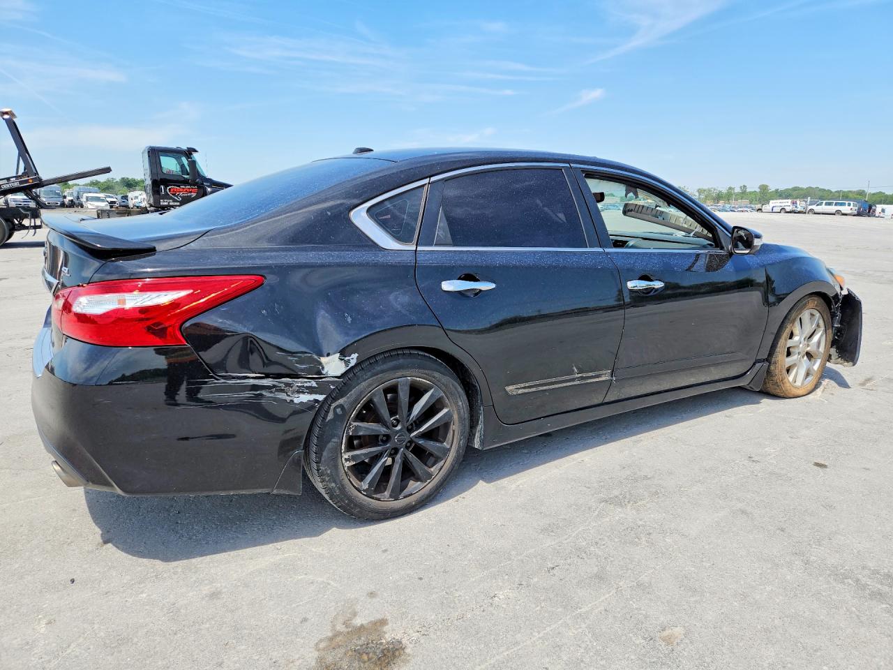 NISSAN ALTIMA 2017 — 4