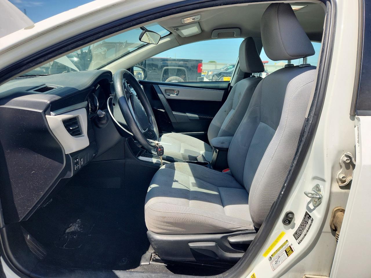 TOYOTA COROLLA 2016 — 8