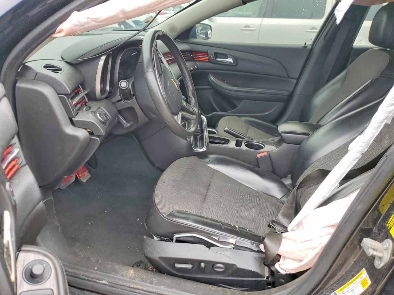 CHEVROLET MALIBU 2015 — 8