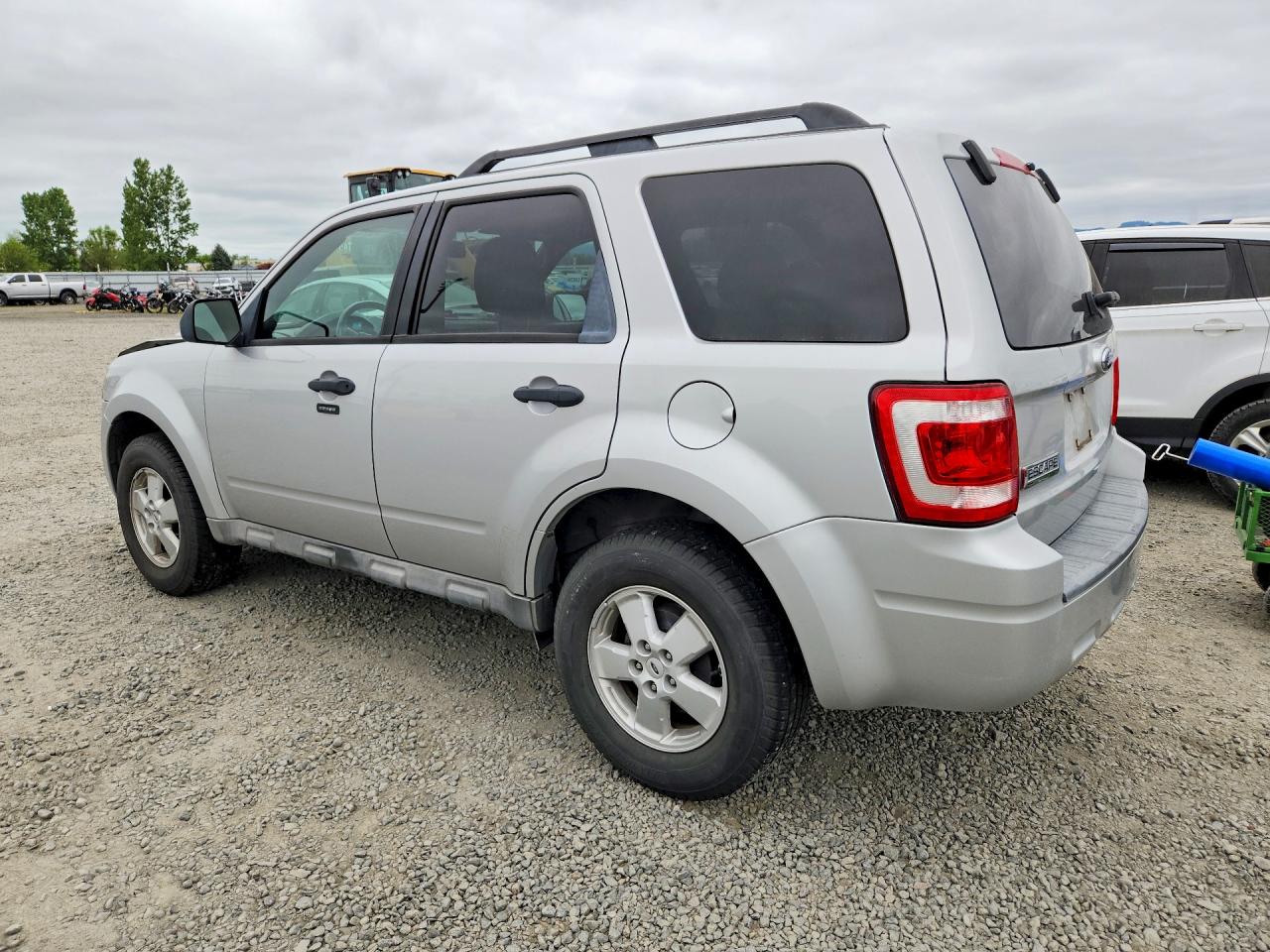 FORD ESCAPE 2009 — 3