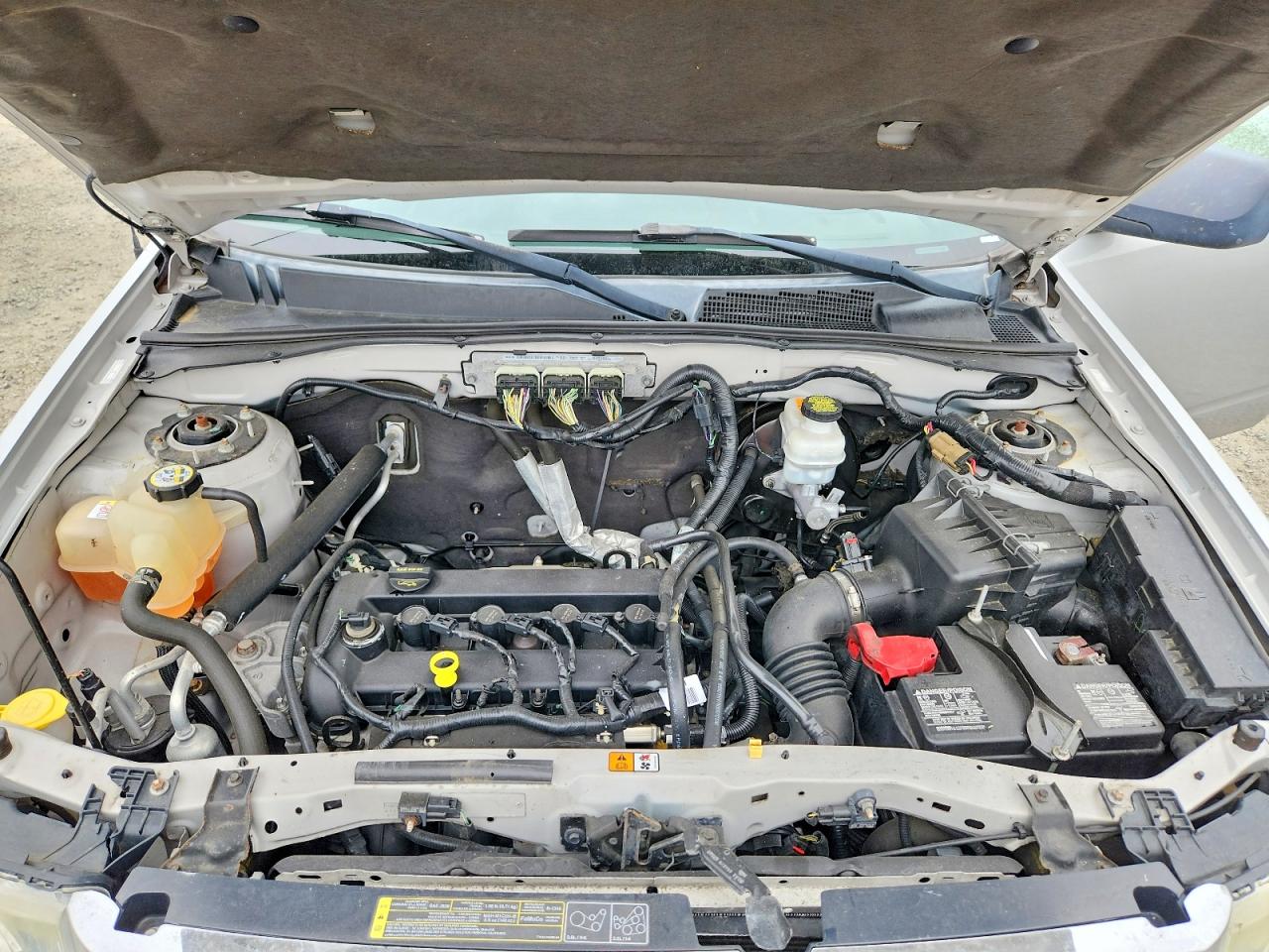 FORD ESCAPE 2009 — 13