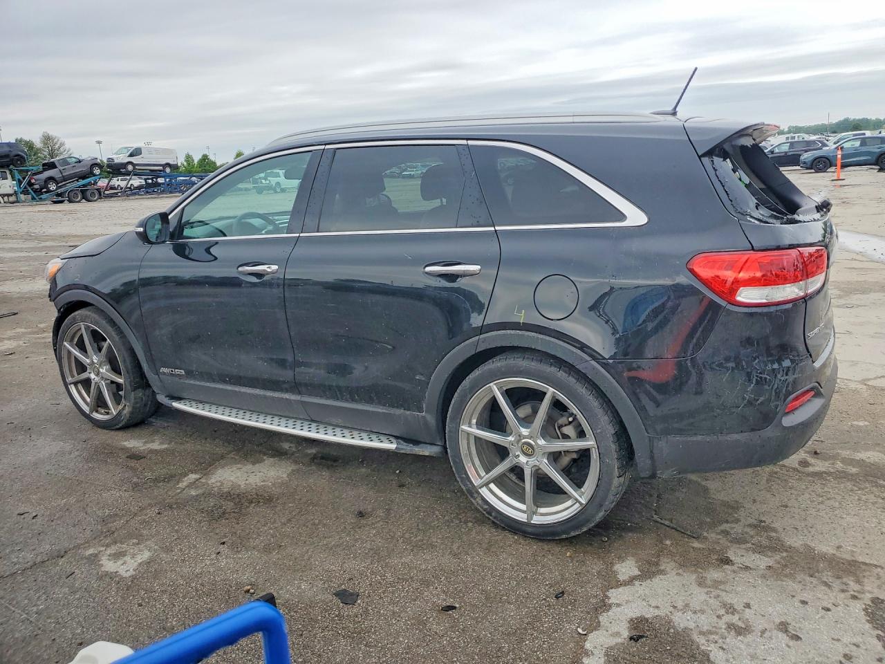 KIA SORENTO 2017 — 3
