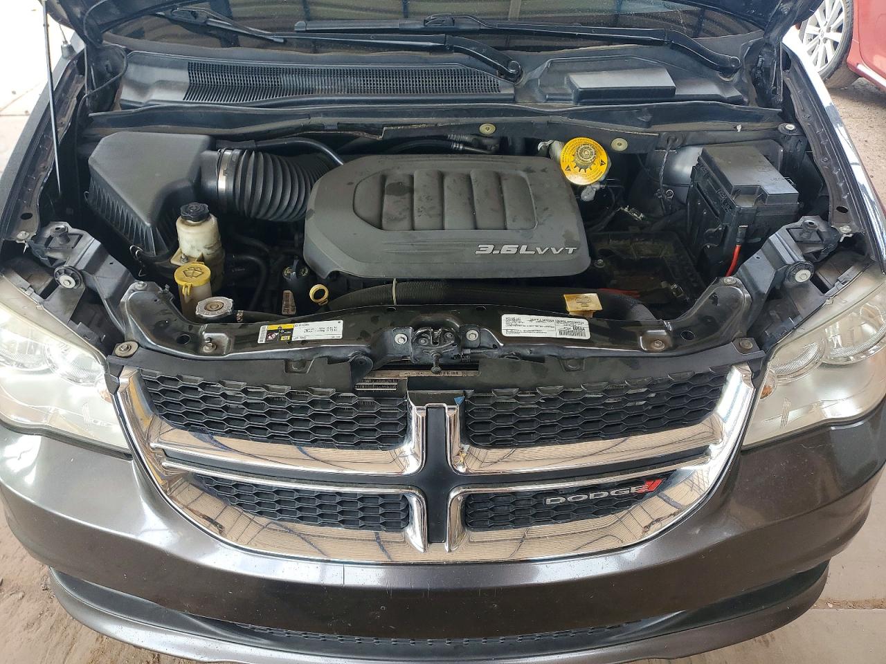 DODGE GRAND CARAVAN 2017 — 13