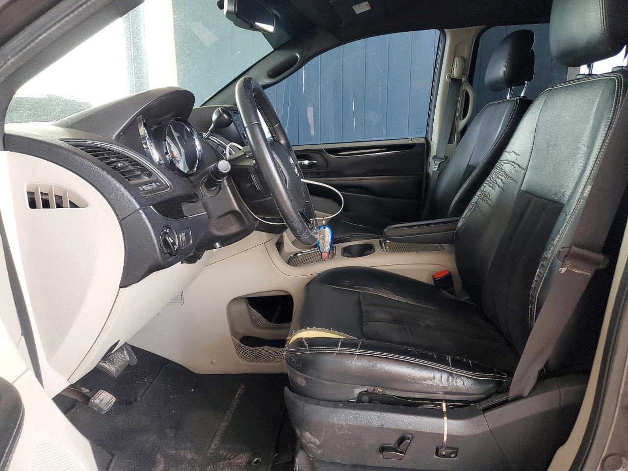 DODGE GRAND CARAVAN 2017 — 8