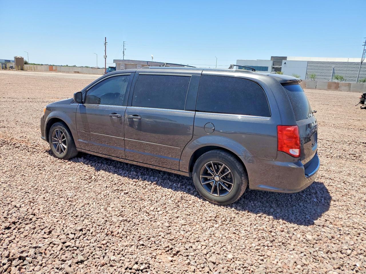 DODGE GRAND CARAVAN 2017 — 3