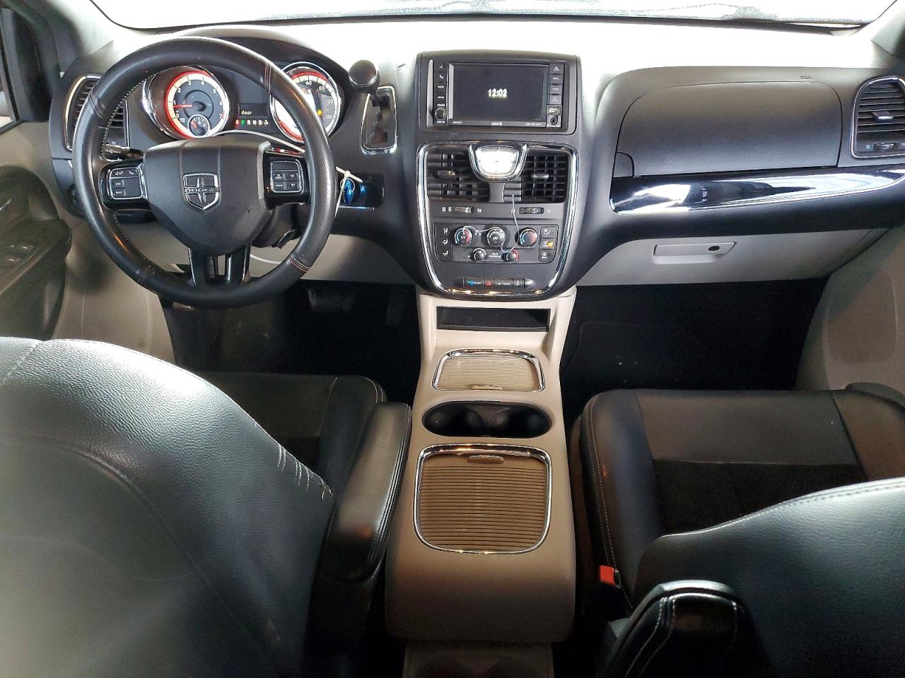 DODGE GRAND CARAVAN 2017 — 9