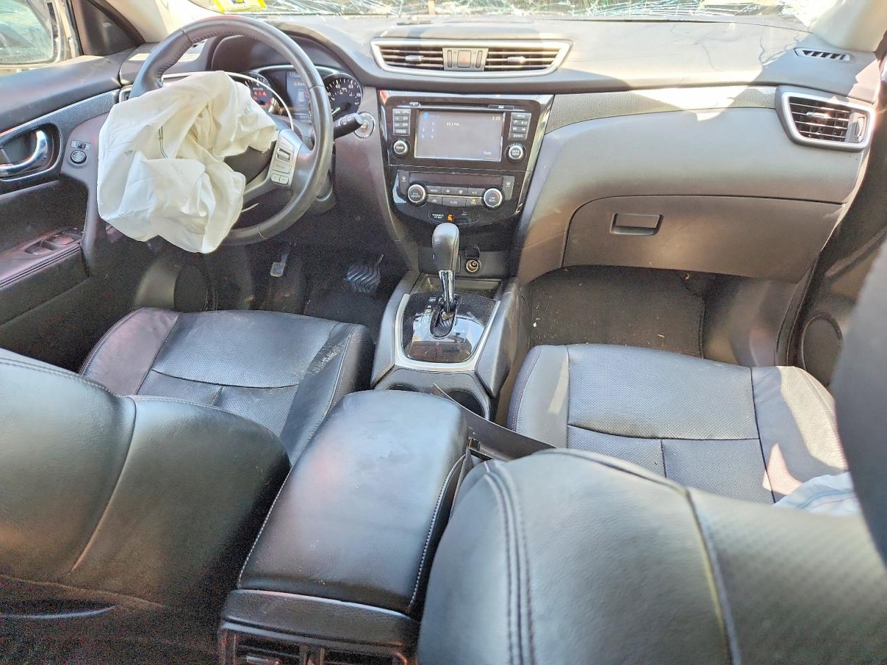 NISSAN ROGUE 2015 — 9