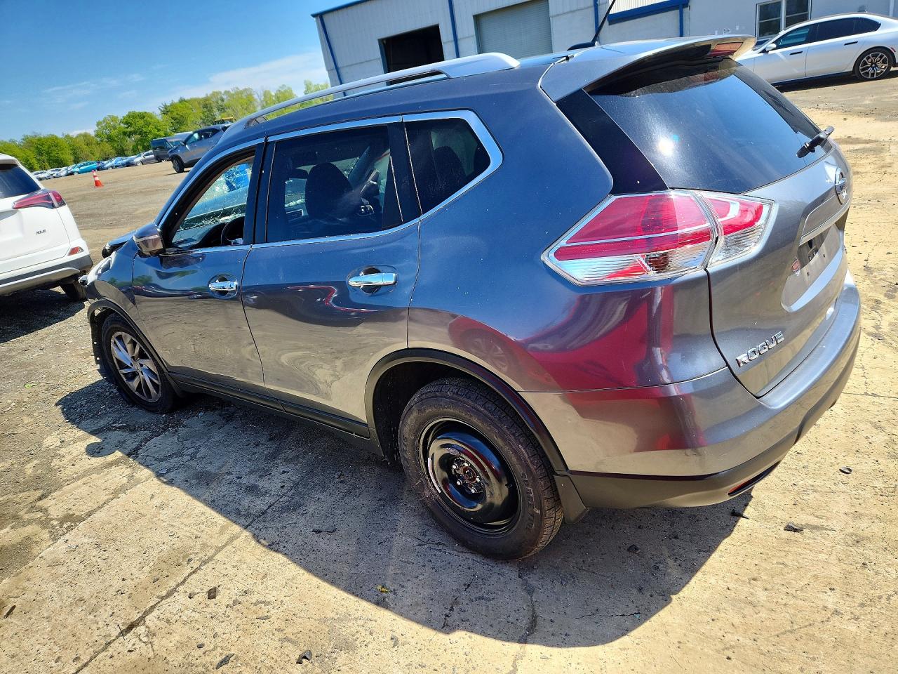 NISSAN ROGUE 2015 — 3