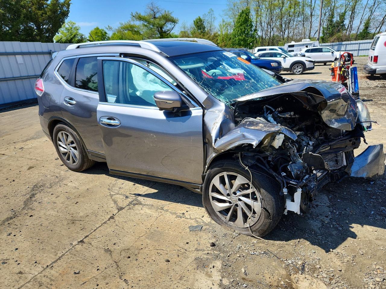 NISSAN ROGUE 2015 — 5