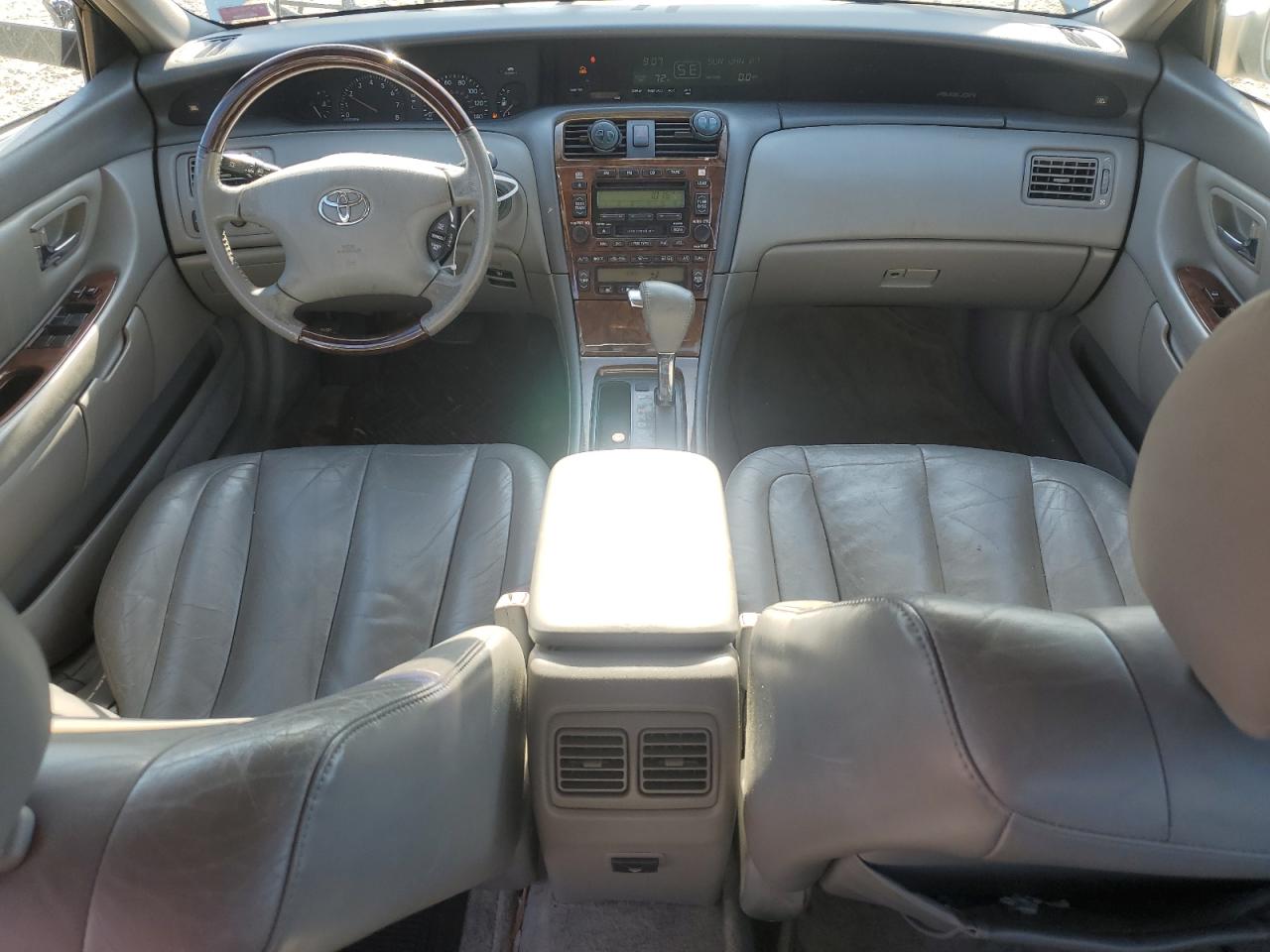 TOYOTA AVALON 2004 — 9