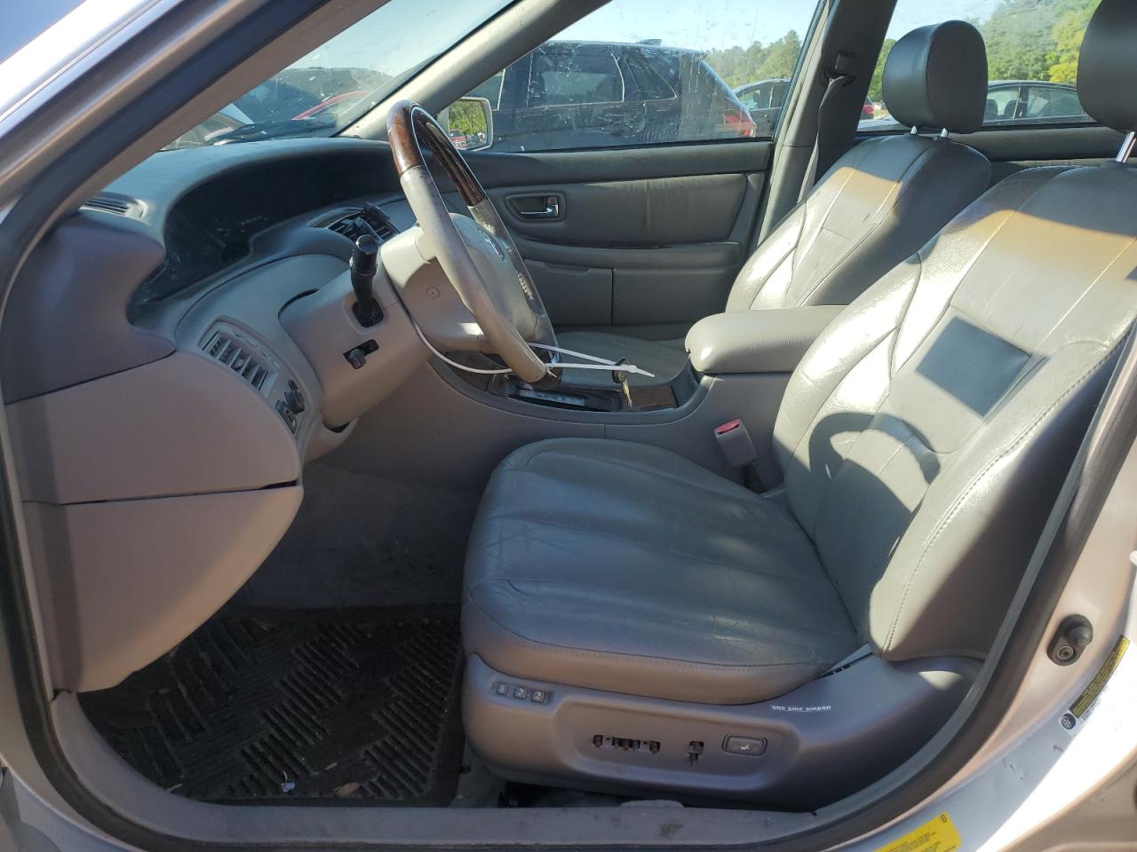 TOYOTA AVALON 2004 — 8