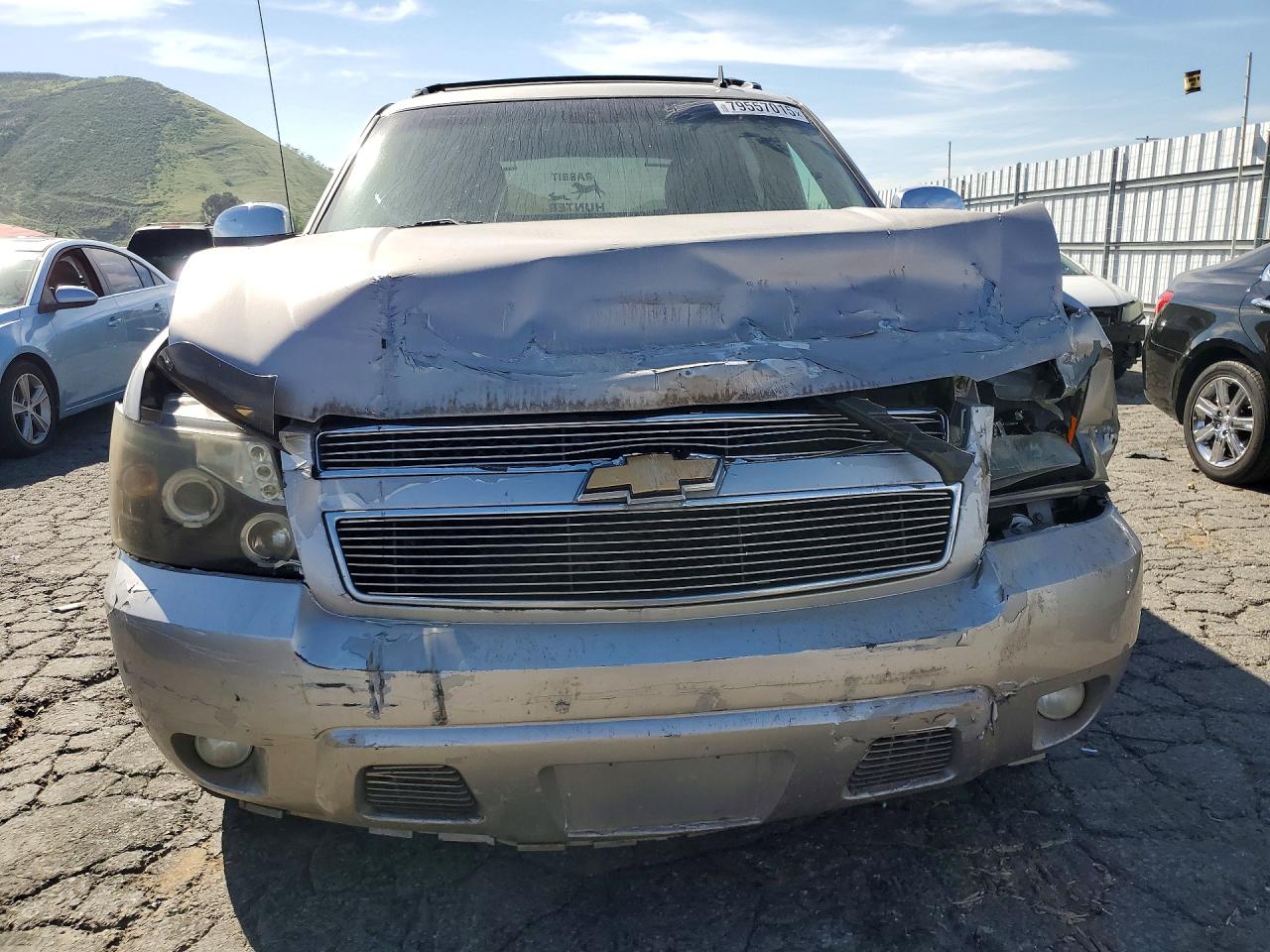 CHEVROLET AVALANCHE 2009 — 6