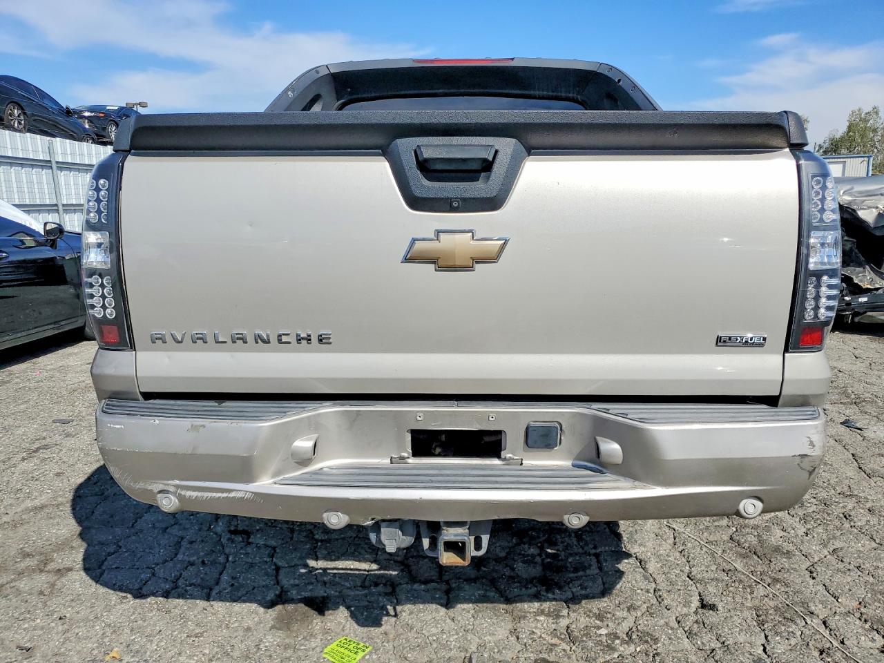 CHEVROLET AVALANCHE 2009 — 7